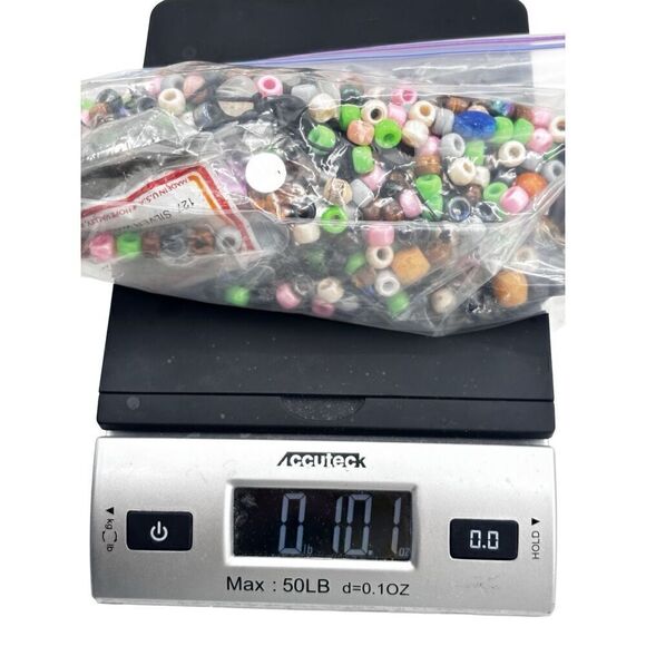 Beads multiple colours and accessories - Picture 15 of 15